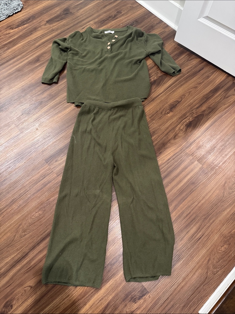 Olive Ribbed Wide-Leg Knit Pants & Top Set - Women
